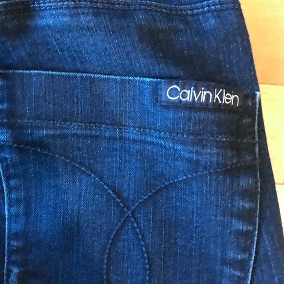 Calvin Klein Jeans - Picture 1 of 5
